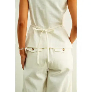 Square Neck Sleeveless Vest