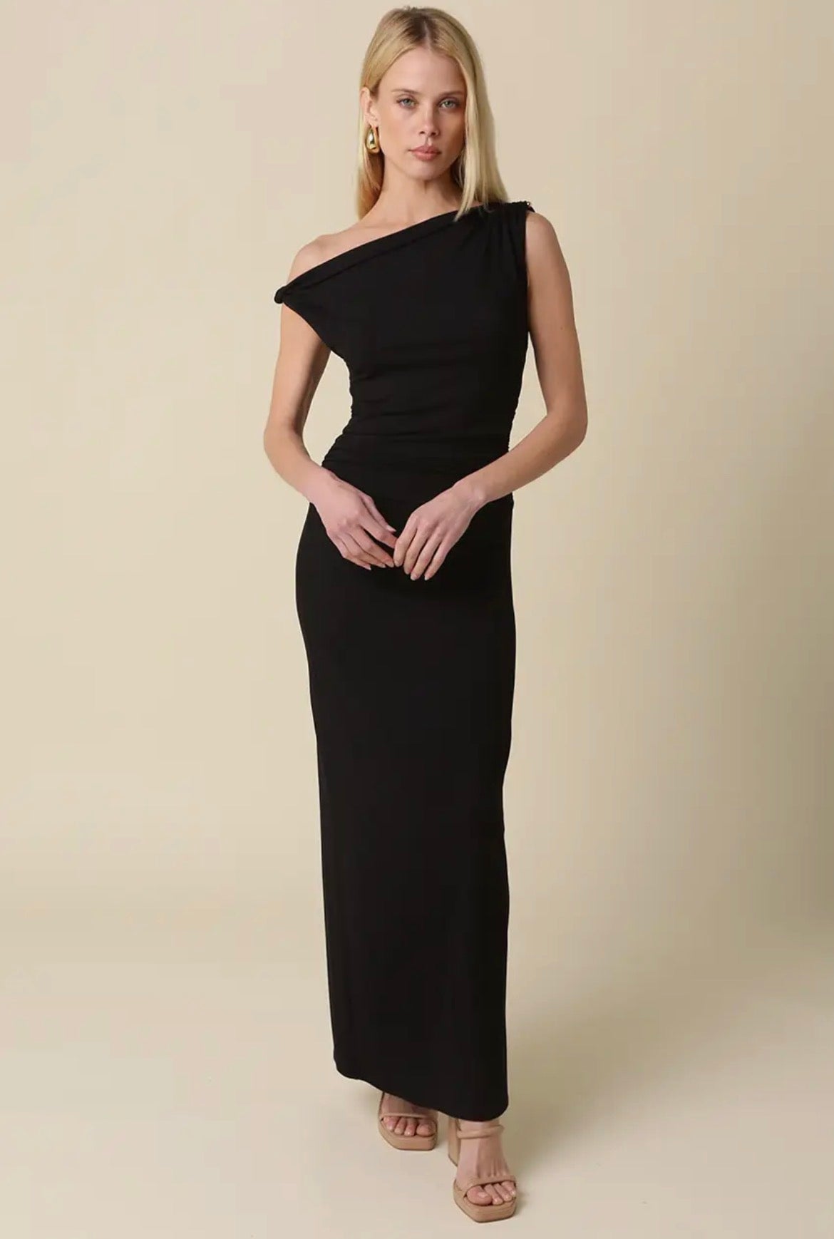 Dina Black Dress